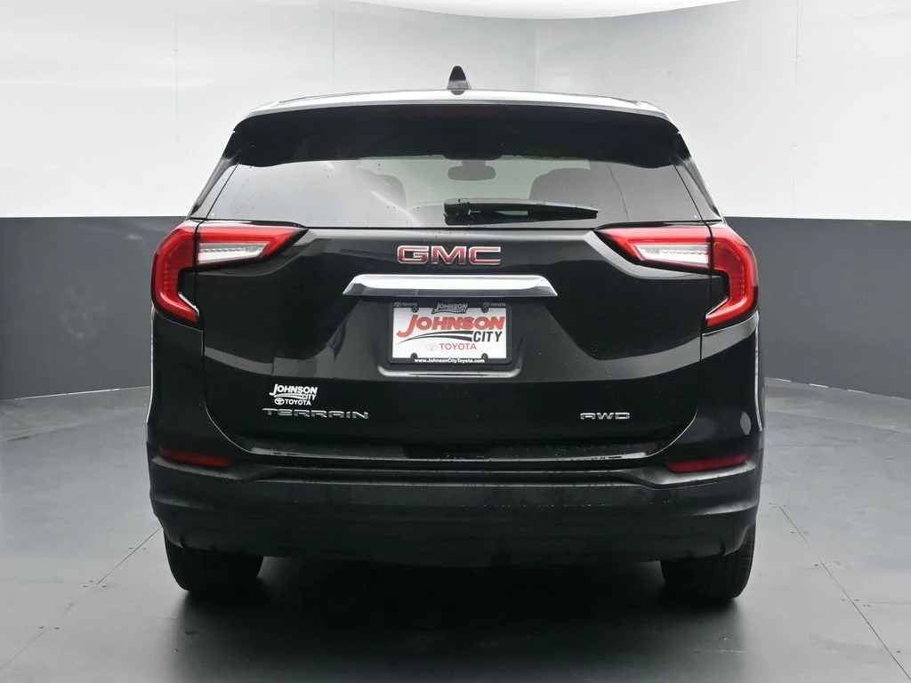 2024 GMC Terrain SLE - Photo 8