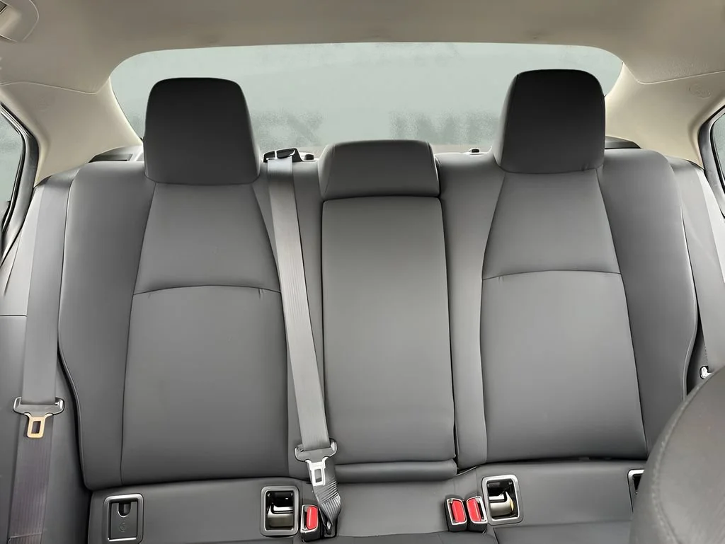 Used 2022 White Toyota LE image 11