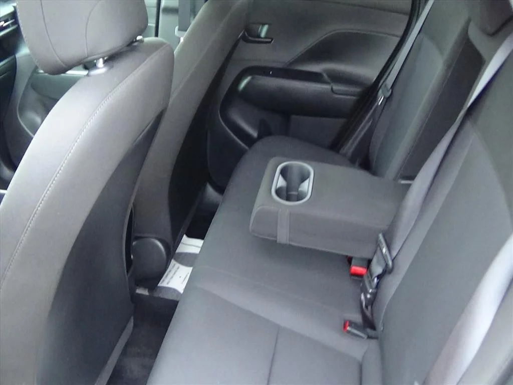Used 2025 Ultimate Red Metallic (r2p) Hyundai SEL image 11