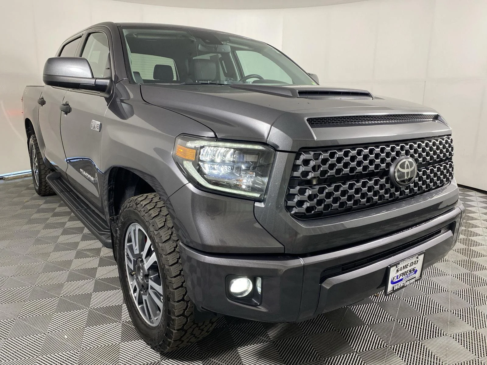 Used 2021 Magnetic Gray Metallic Toyota SR5 image 16