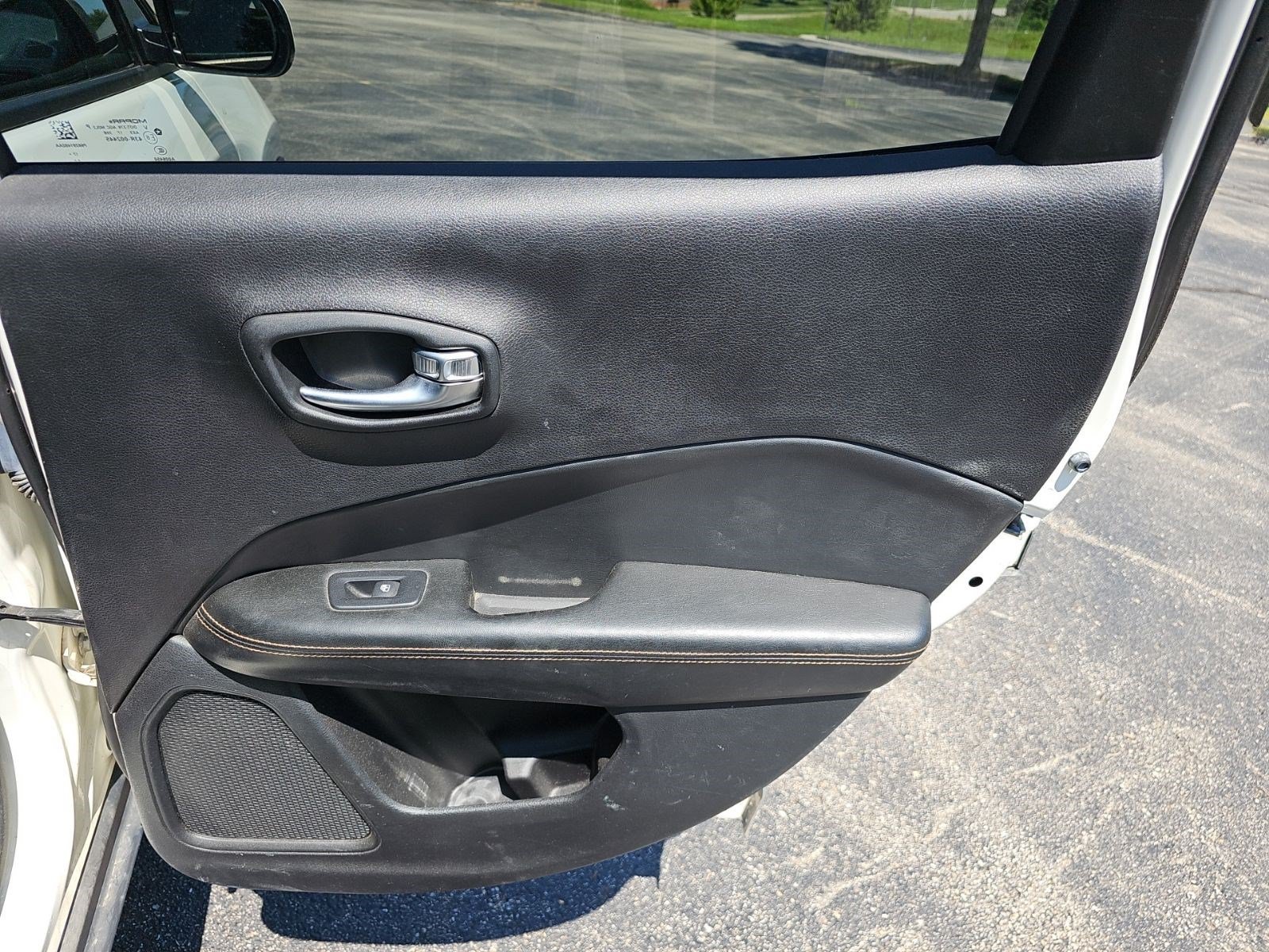 Used 2018 White Clearcoat Jeep Limited image 14