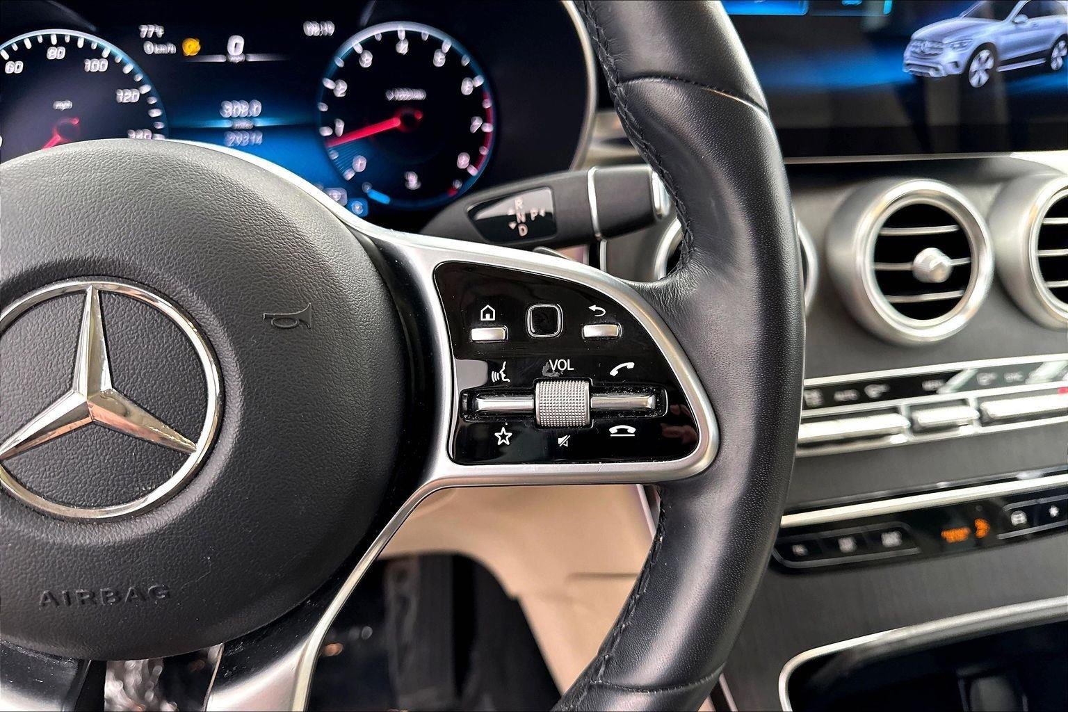 Used 2022 Lunar Blue Metallic Mercedes-Benz GLC 300 image 16