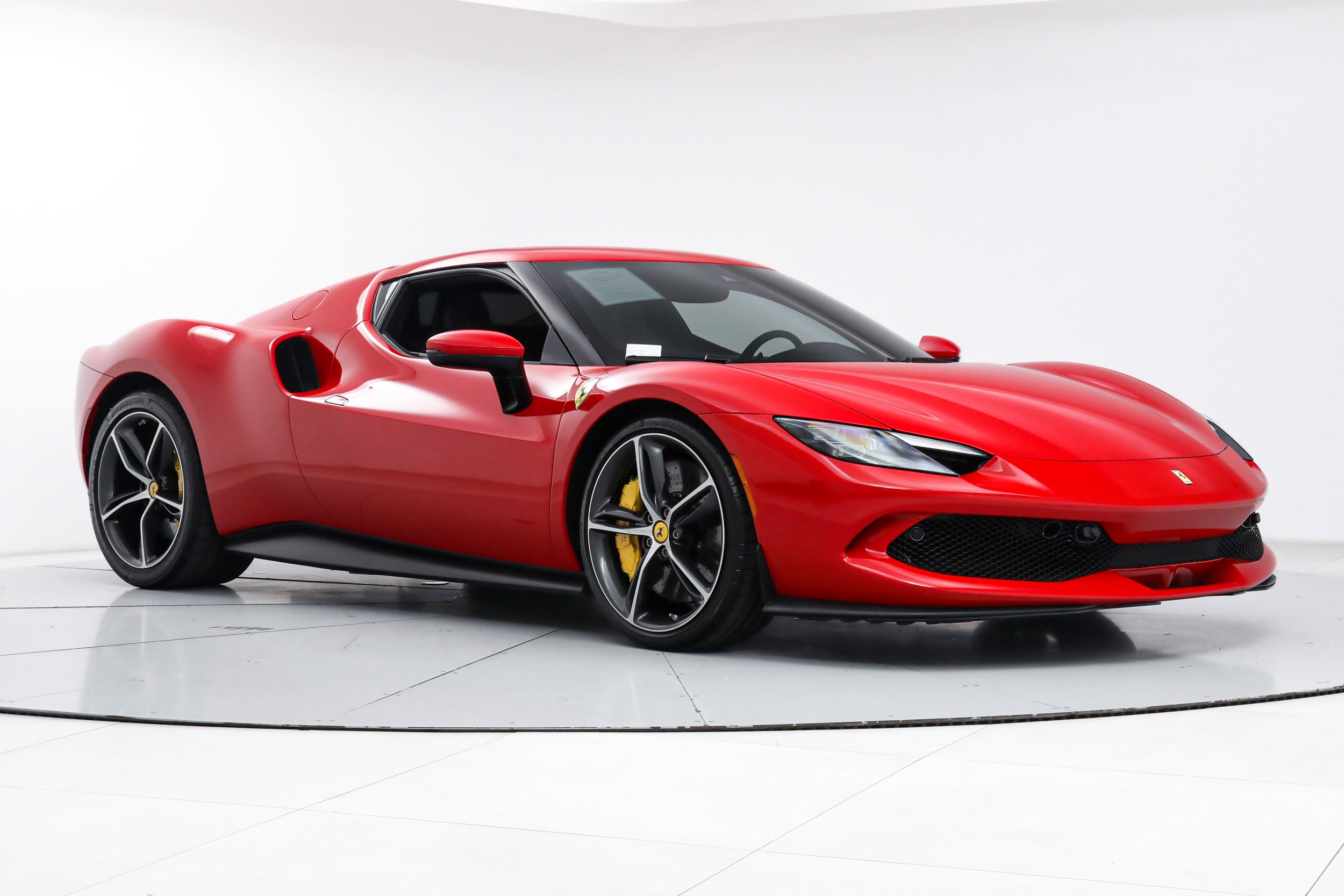Used 2024 Red Ferrari  image 10