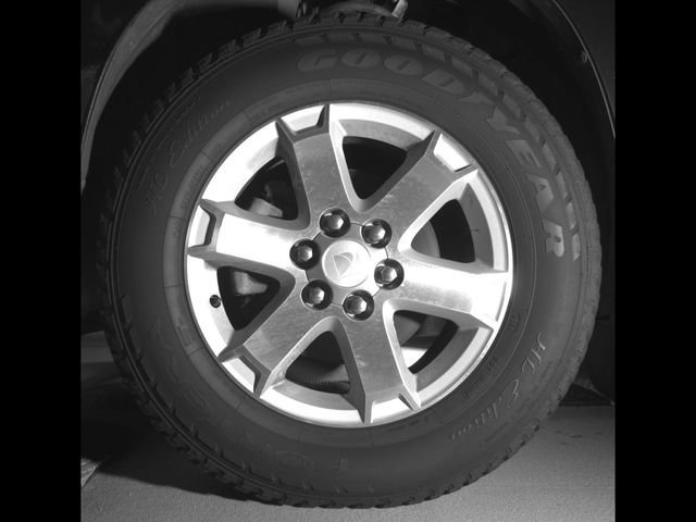 Used 2008 CARBON FLASH Saturn XR image 10
