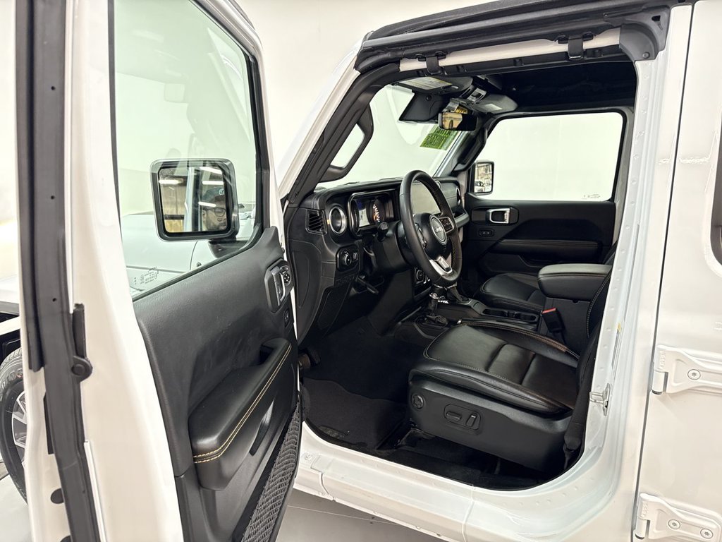 2024 Jeep Wrangler 4-Door Sahara - Photo 13