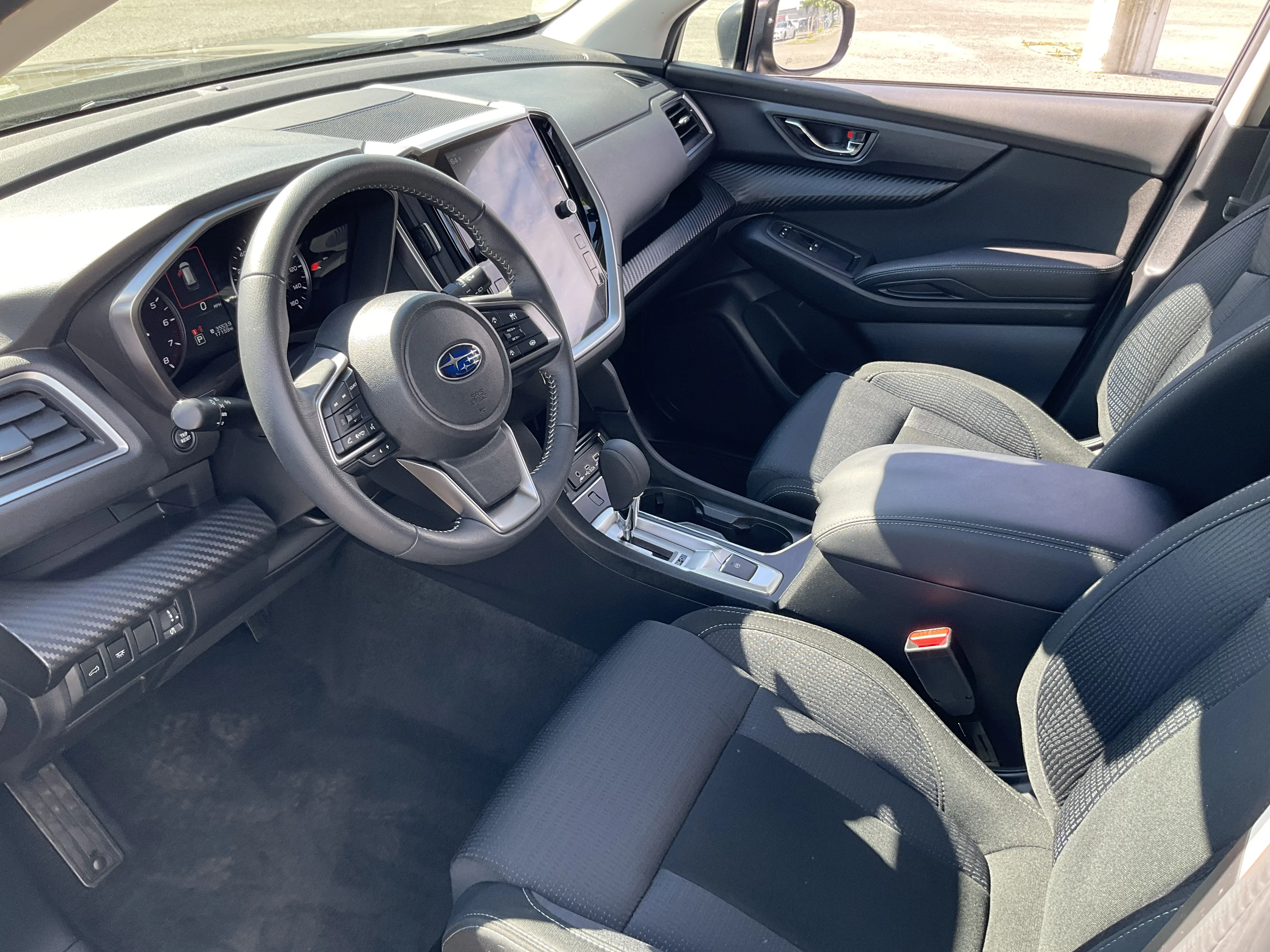 Used 2025 Green Subaru Premium image 5