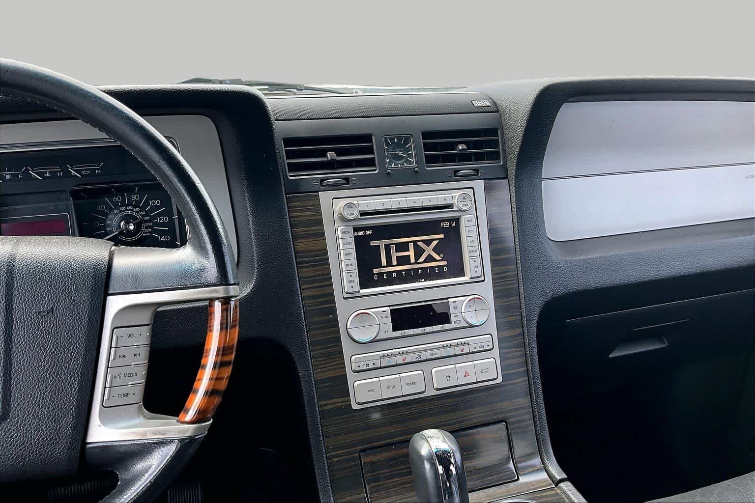 Used 2007 Black Lincoln Ultimate image 5