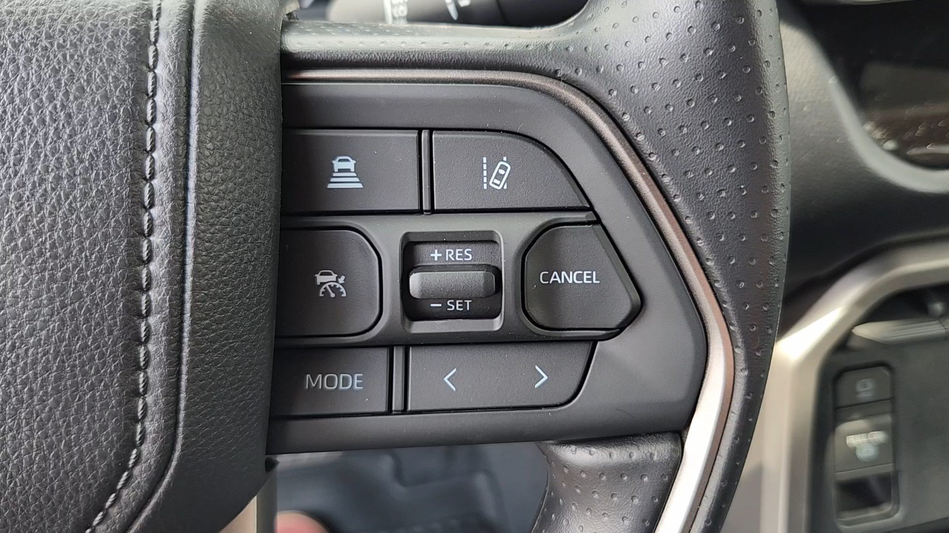 2026 Toyota Tundra SR5 - Photo 12