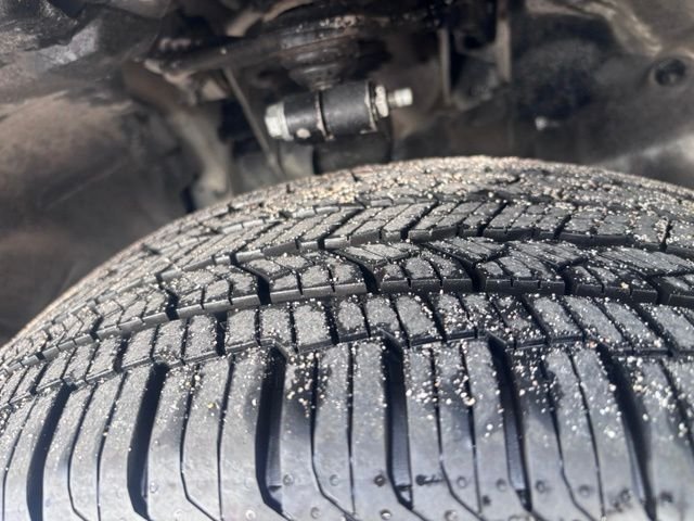 Used 2022 Gray Jeep Limited image 11