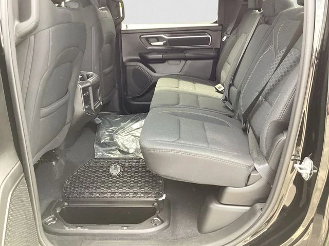 New 2026 Diamond Black Ram BIG HORN CREW CAB 4X4 5
