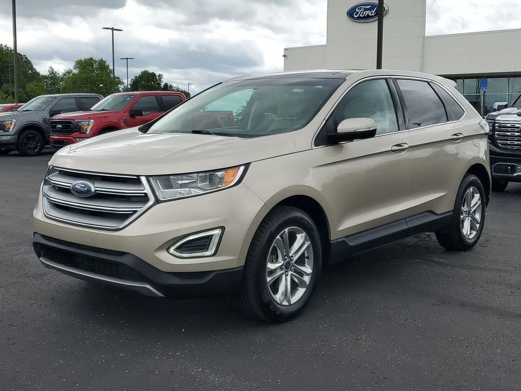 Certified Used 2018 White Gold Metallic Ford SEL image 2
