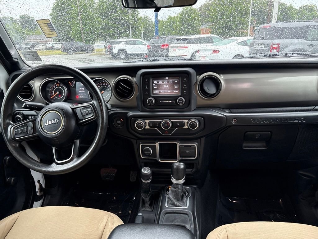 Used 2019 White Jeep Unlimited Sport image 10