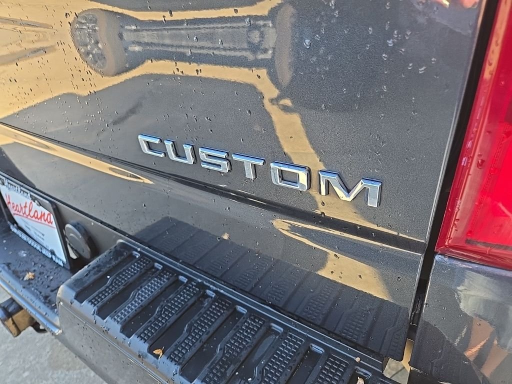 Used 2021 Gray Chevrolet Custom image 21