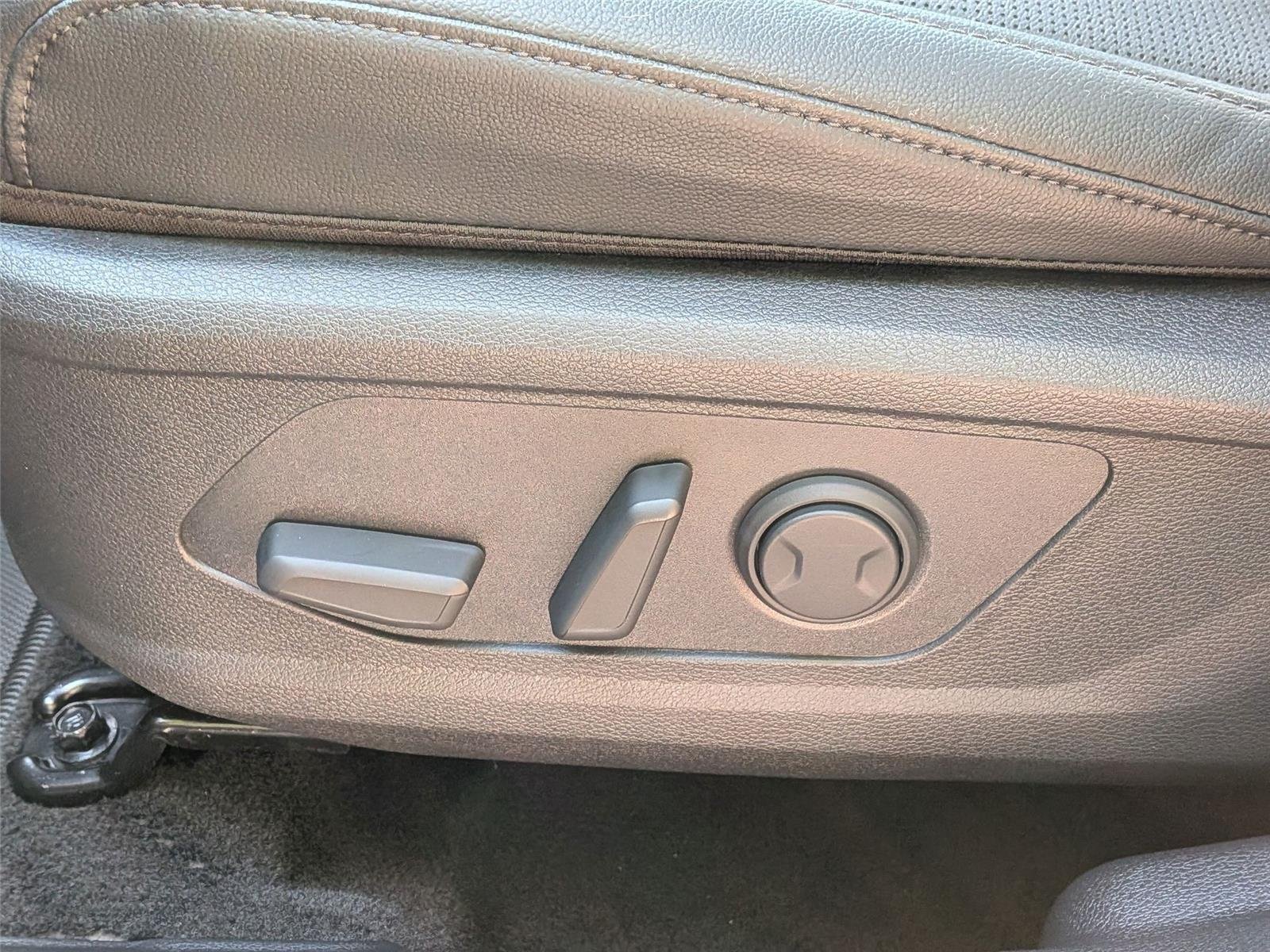 2026 Kia Sportage EX - Photo 15