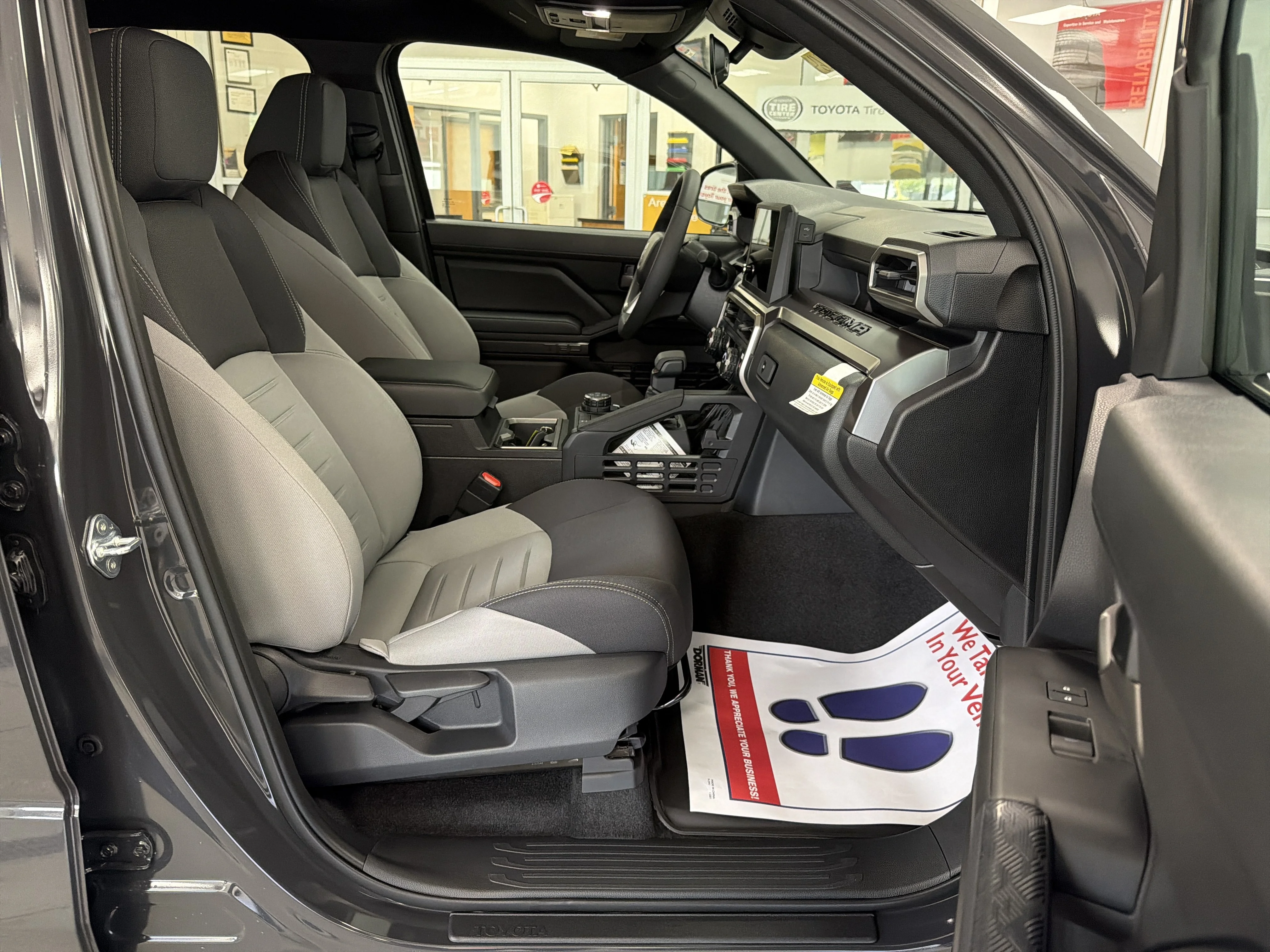 2026 Toyota Tacoma TRD Off Road - Photo 35
