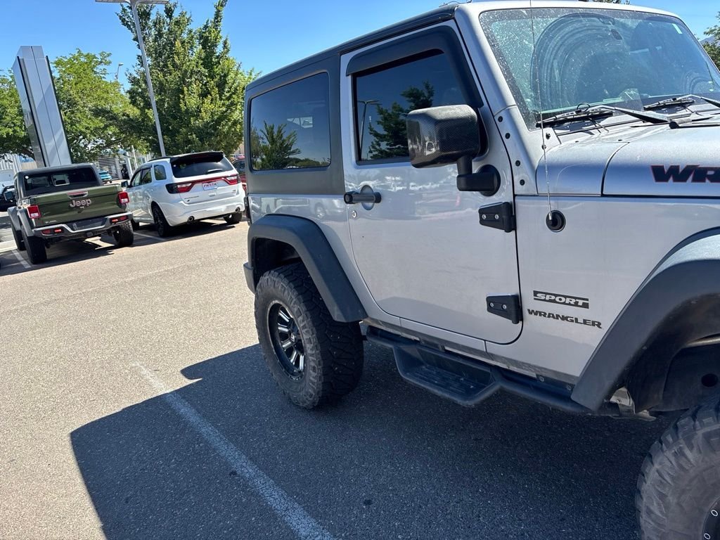 Used 2014 Gray Jeep Sport image 11