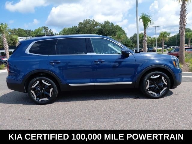Used 2024 Black Kia EX image 4