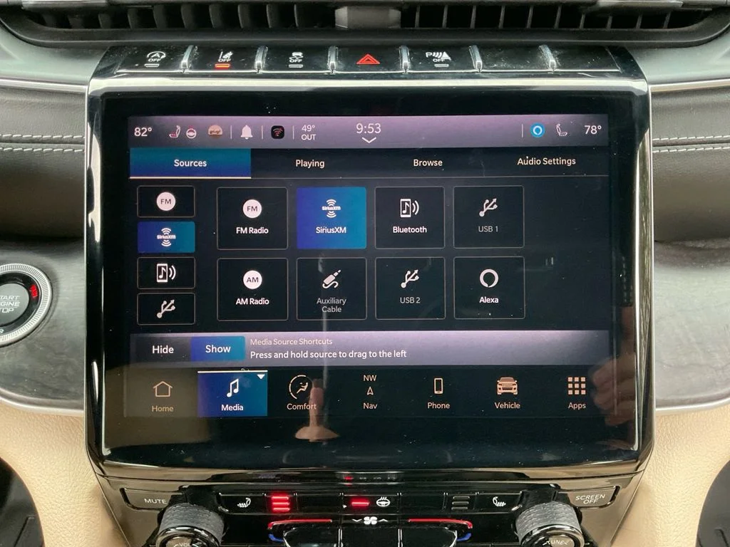 Used 2023 White Jeep Limited image 20
