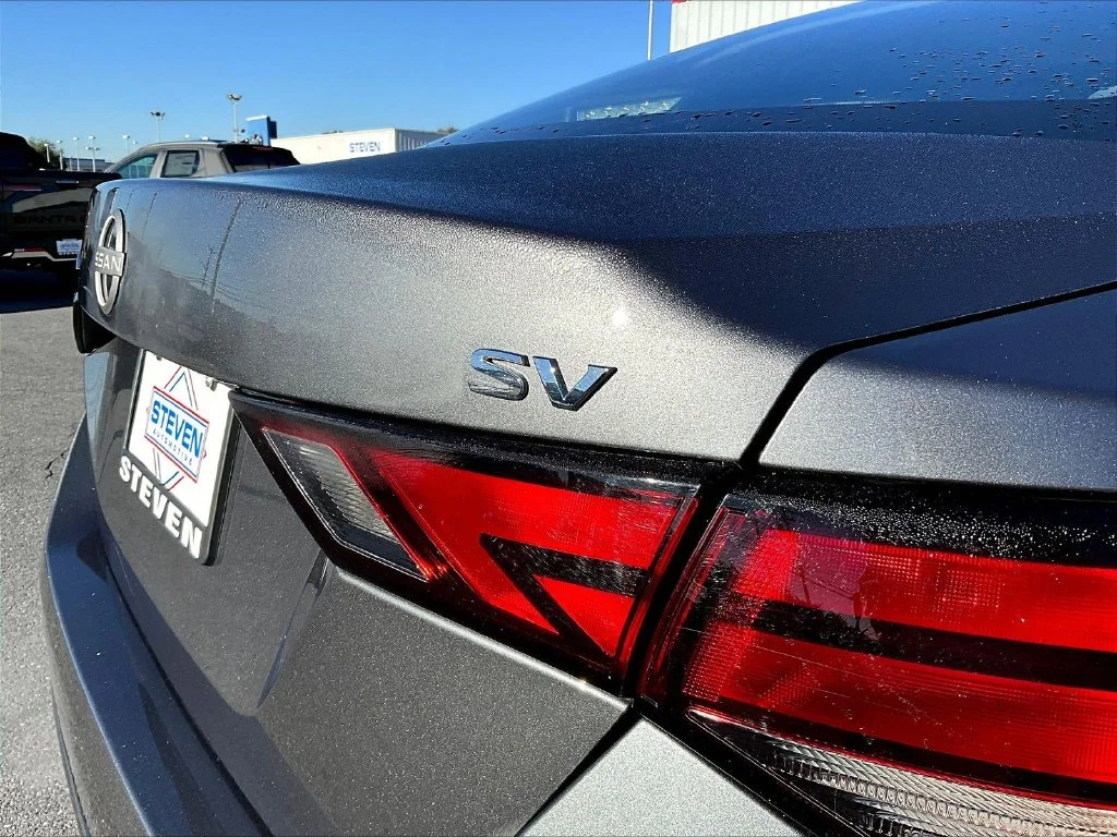 Used 2024 Gray Nissan SV image 25