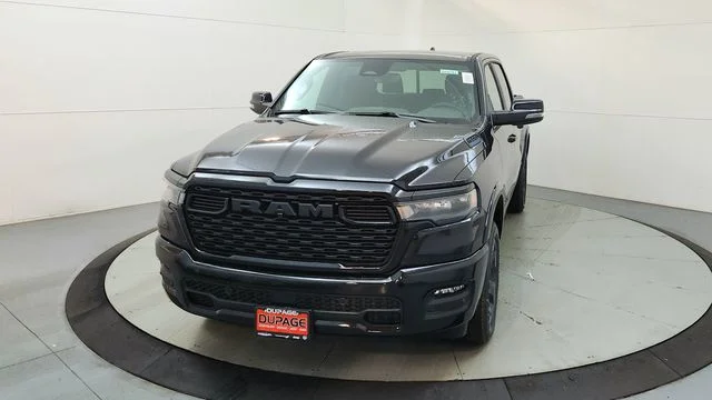 New 2026 Diamond Black Crystal Pearl-Coat Exterior Paint RAM Big Horn/Lone Star image 2