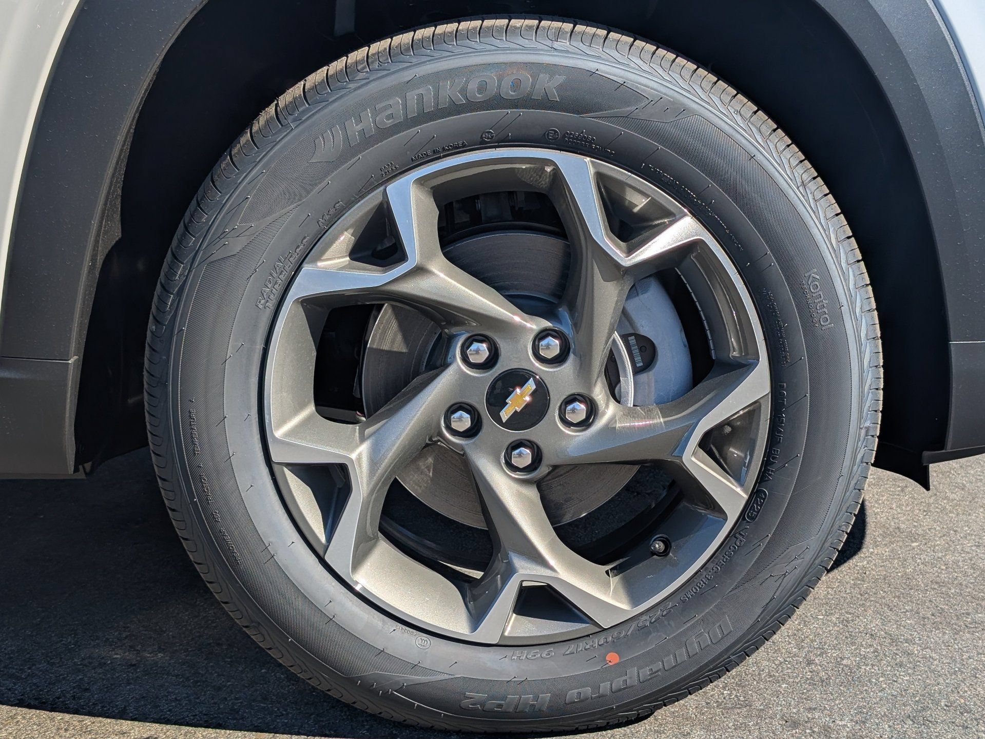2026 Chevrolet Trax LT - Photo 6
