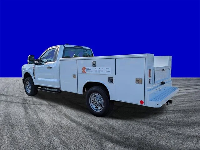 2026 Ford F-350 Super Duty Chassis Cab XL - Photo 6
