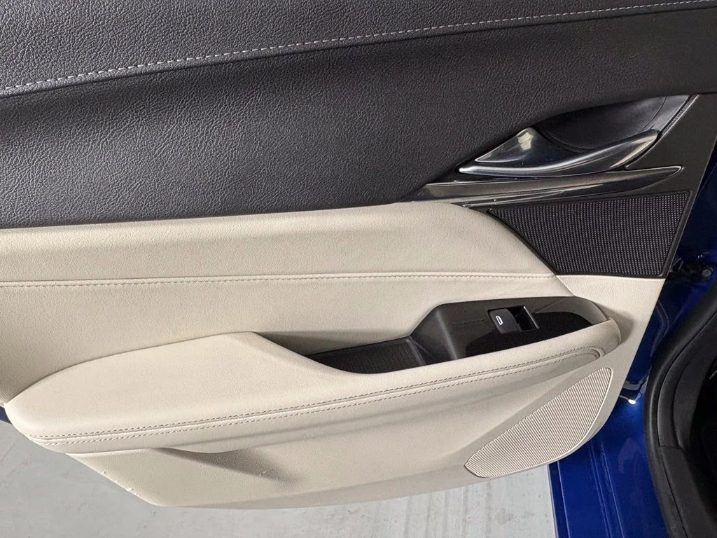 Used 2020 Blue Cadillac Luxury image 44