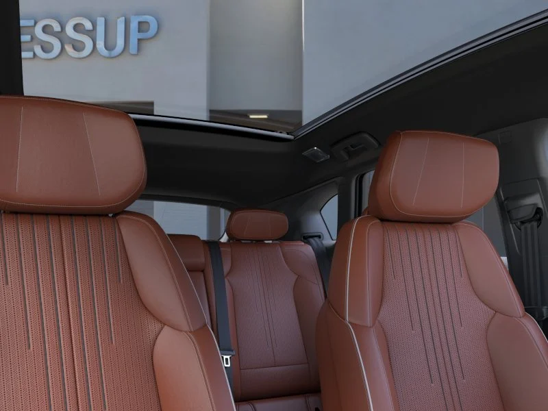 2027 Cadillac OPTIQ Premium Luxury - Photo 24
