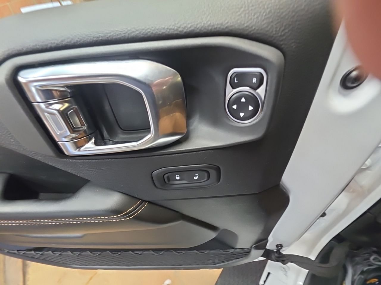 2025 Jeep Gladiator High Tide - Photo 30