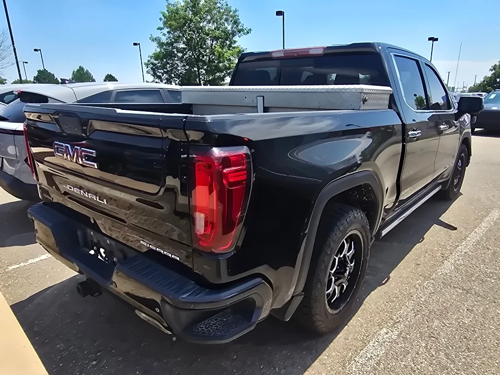 Used 2019 Onyx Black GMC Denali image 20