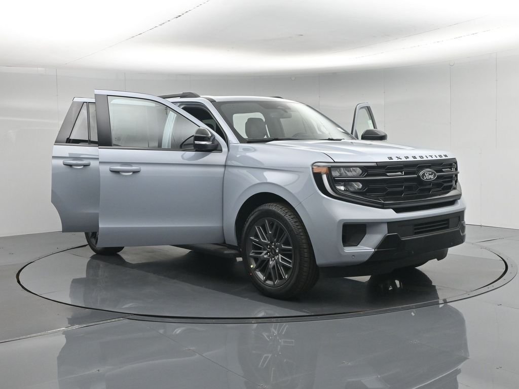 New 2026 Glacier Gray Metallic Tri-Coat Ford Platinum image 35