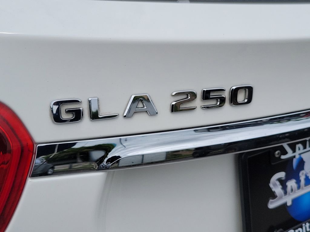 Used 2020 White Mercedes-Benz GLA 250 image 5