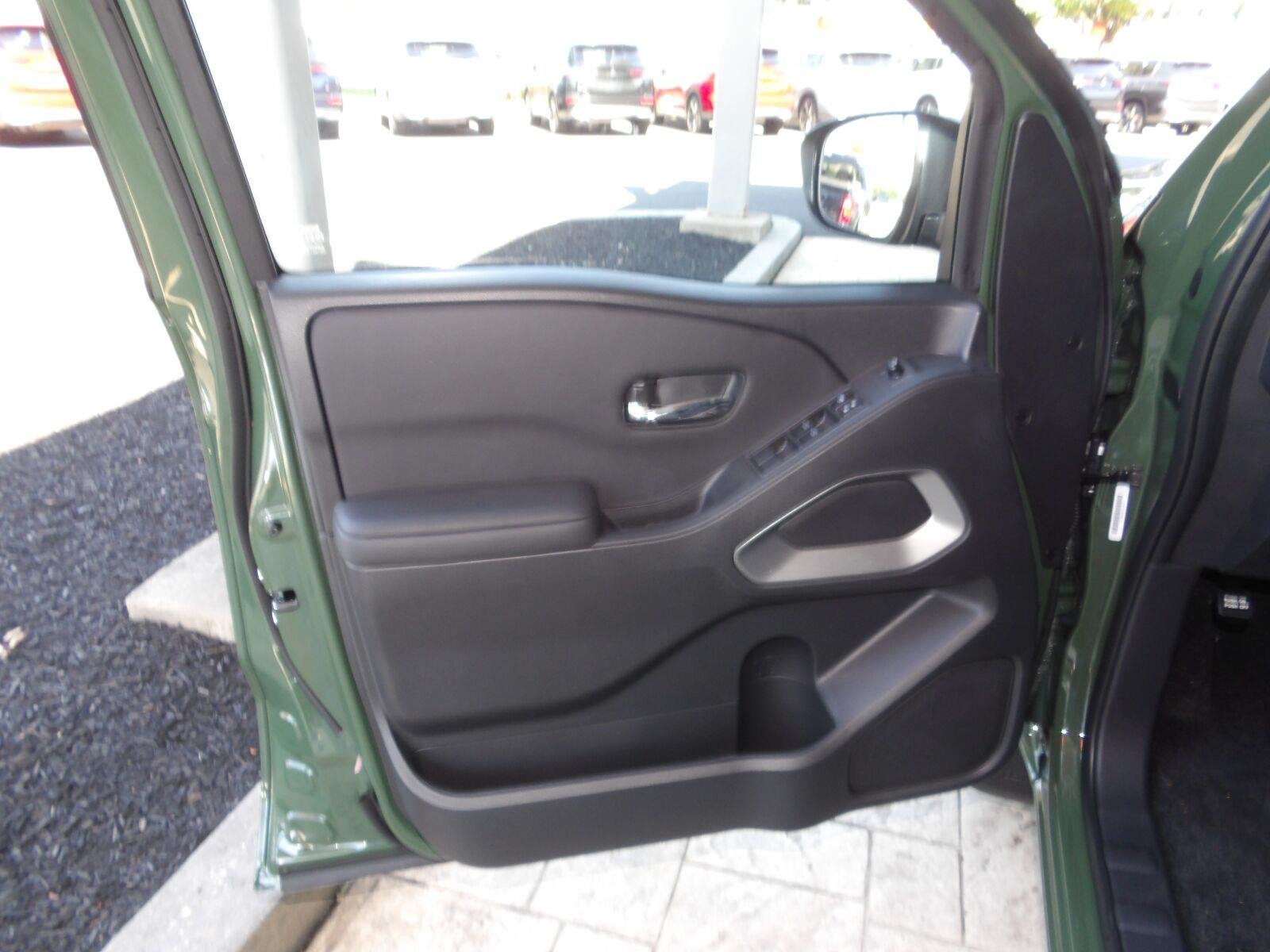 New 2027 Tactical Green Metallic Nissan SV image 17