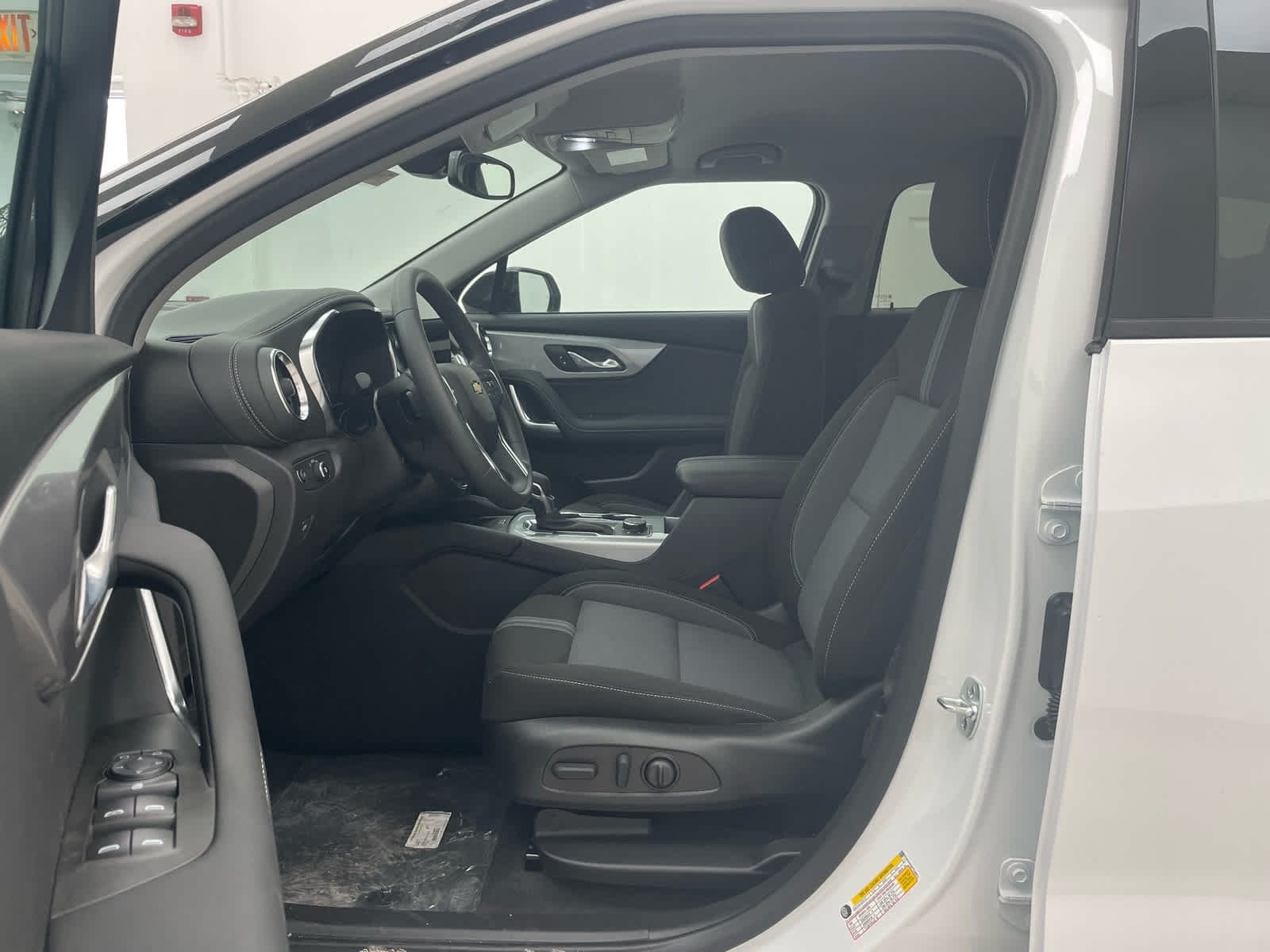 New 2026 Summit White Chevrolet 2LT image 8