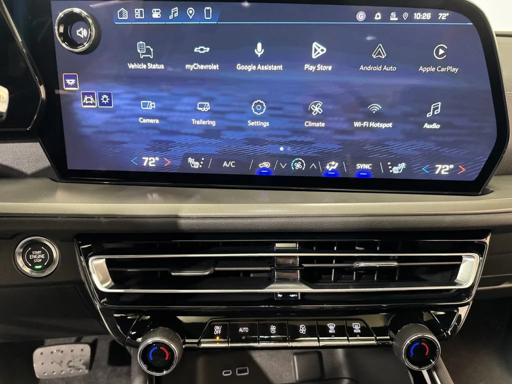 New 2027 Mosaic Black Metallic Chevrolet LT image 15