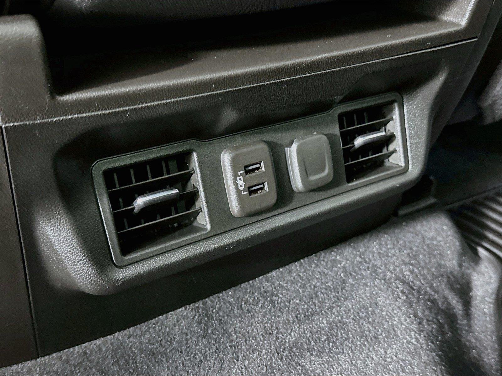 Used 2020 SUMMIT WHITE Chevrolet LT image 25