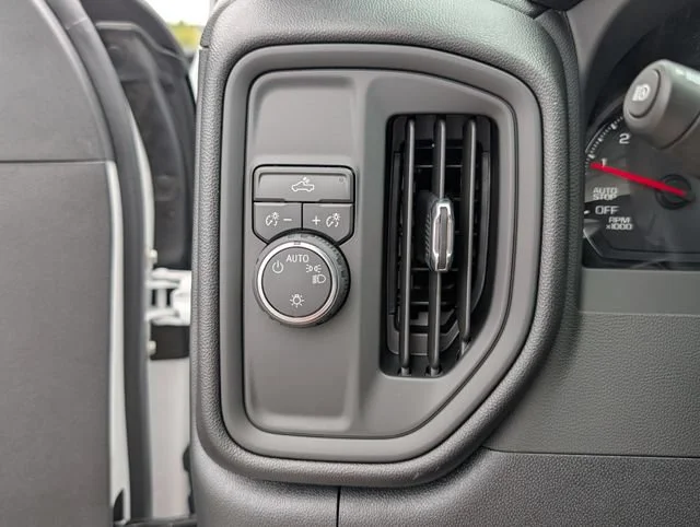 2026 Chevrolet Silverado 1500 Custom - Photo 14