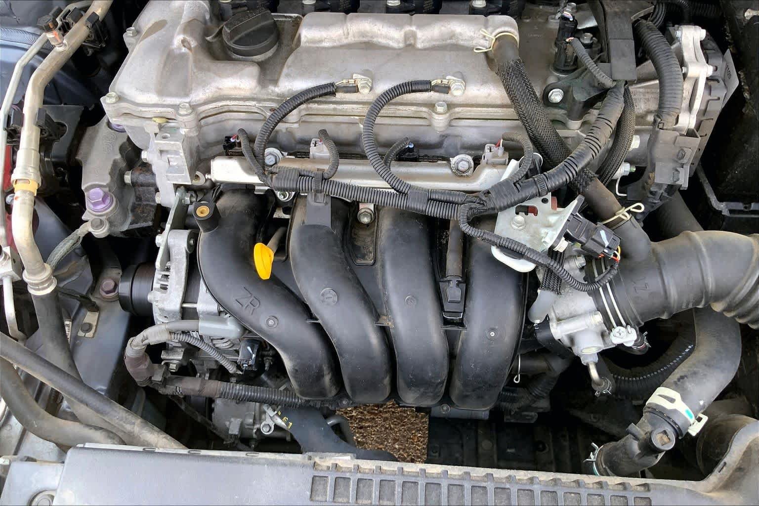 Used 2021 Celestite Toyota LE image 33