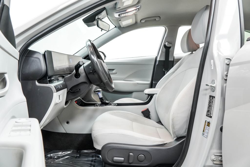 Used 2024 Gray Hyundai SEL image 16