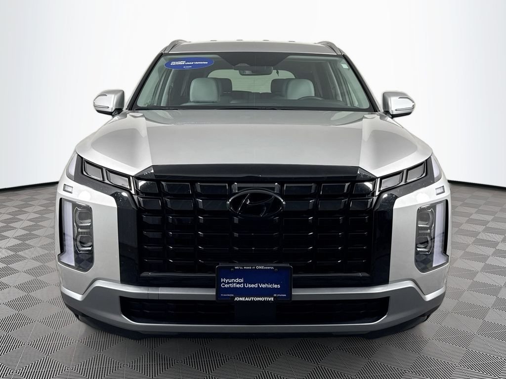 Certified Used 2025 Silver Hyundai SEL image 3