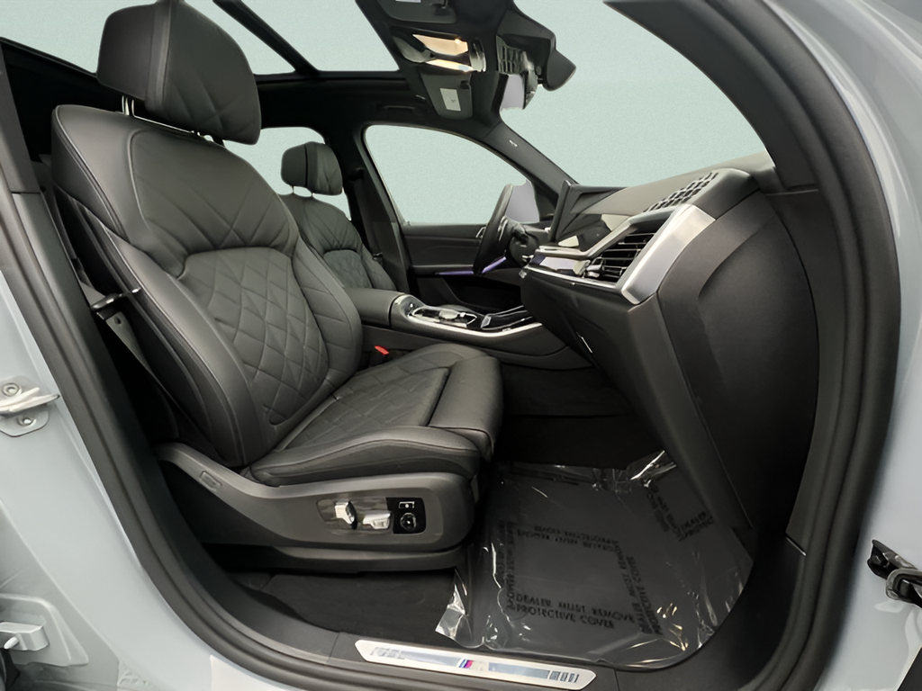 Used 2026 Gray Metallic BMW xDrive40i image 14