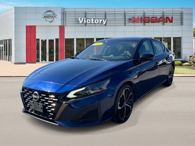 Used 2024 Blue Nissan 2.5 SR image 7