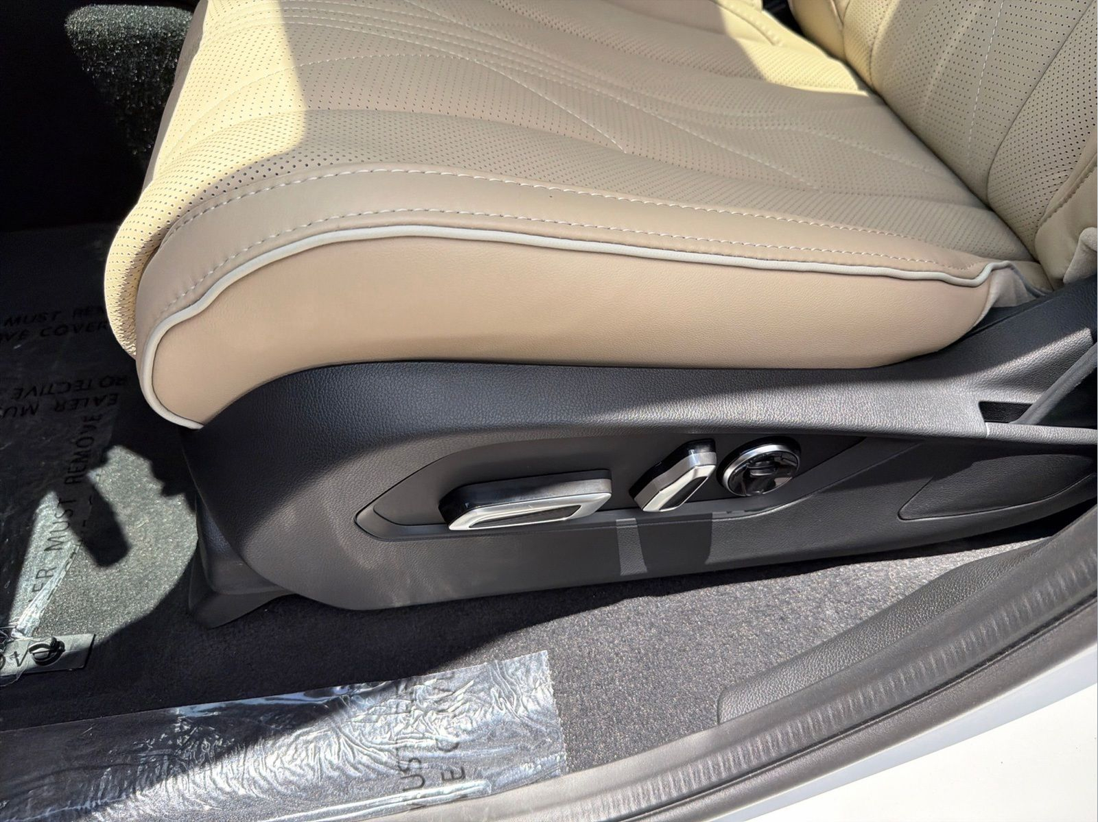 New 2026 Platinum White Pearl Acura Advance Package image 25