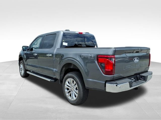 New 2026 Carbonized Gray Metallic Ford XLT image 10