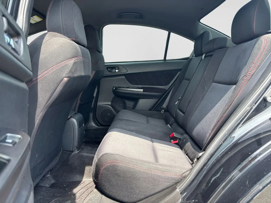 Used 2018 Black Subaru Base image 35