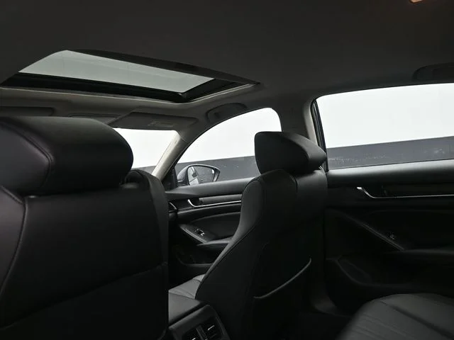 2021 Honda Accord Hybrid EX-L - Photo 20