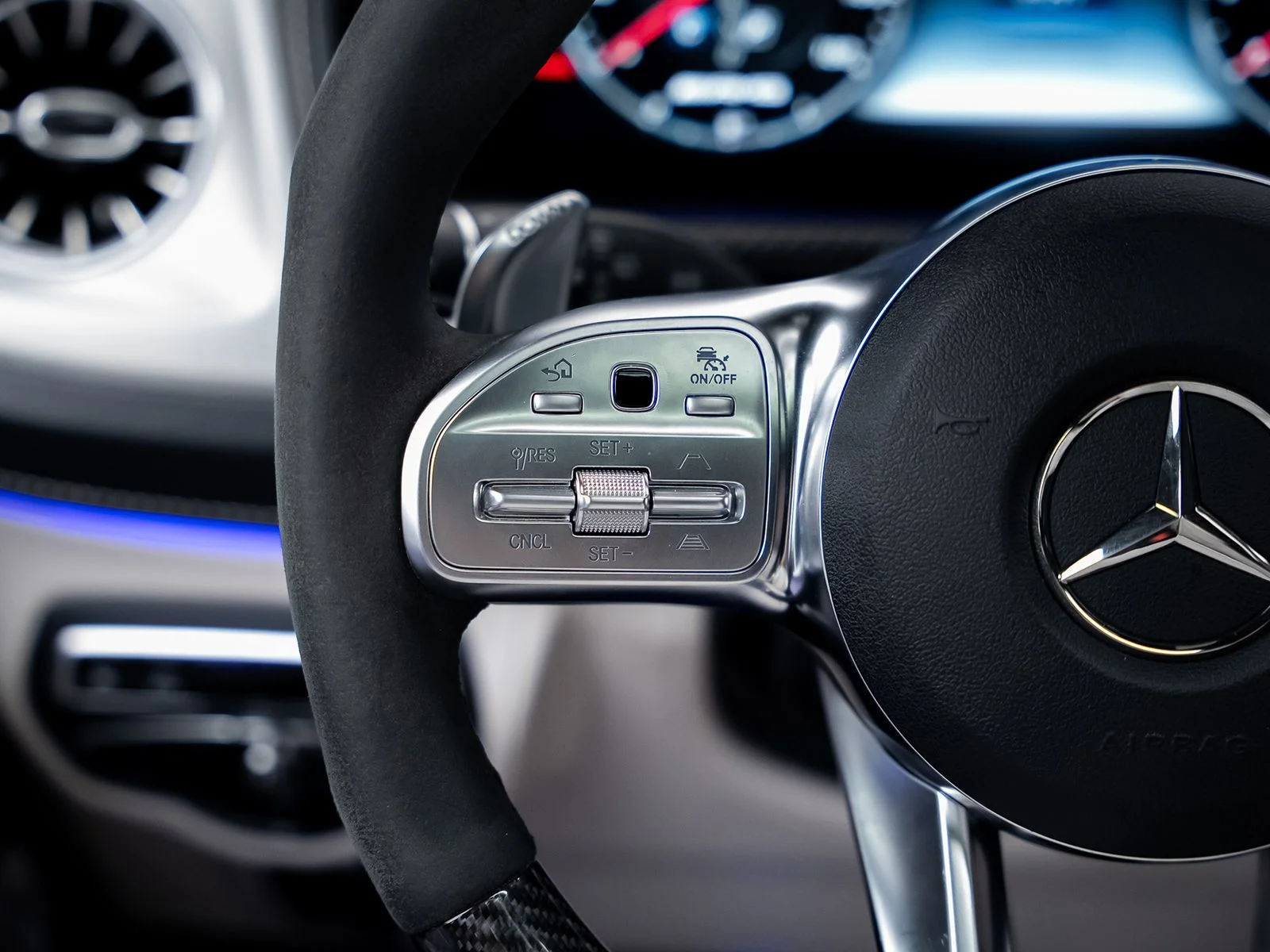 Used 2022 White Mercedes-Benz G 63 AMG® image 29