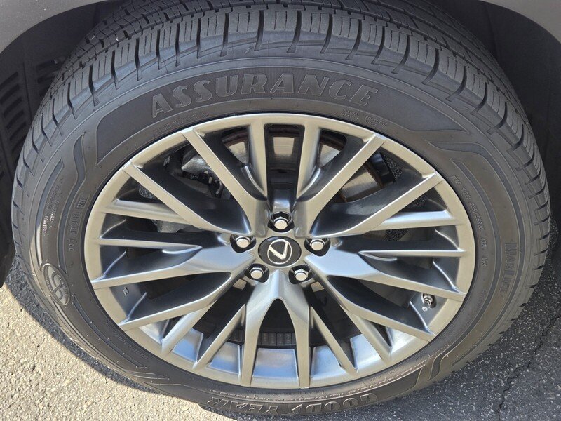 Used 2019 White Lexus 350 F Sport image 13