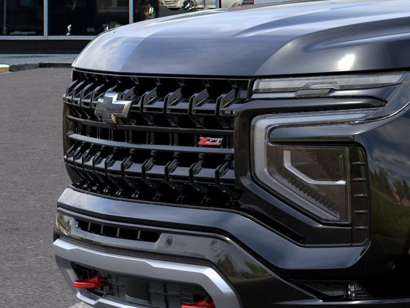 2026 Chevrolet Suburban Z71 - Photo 13