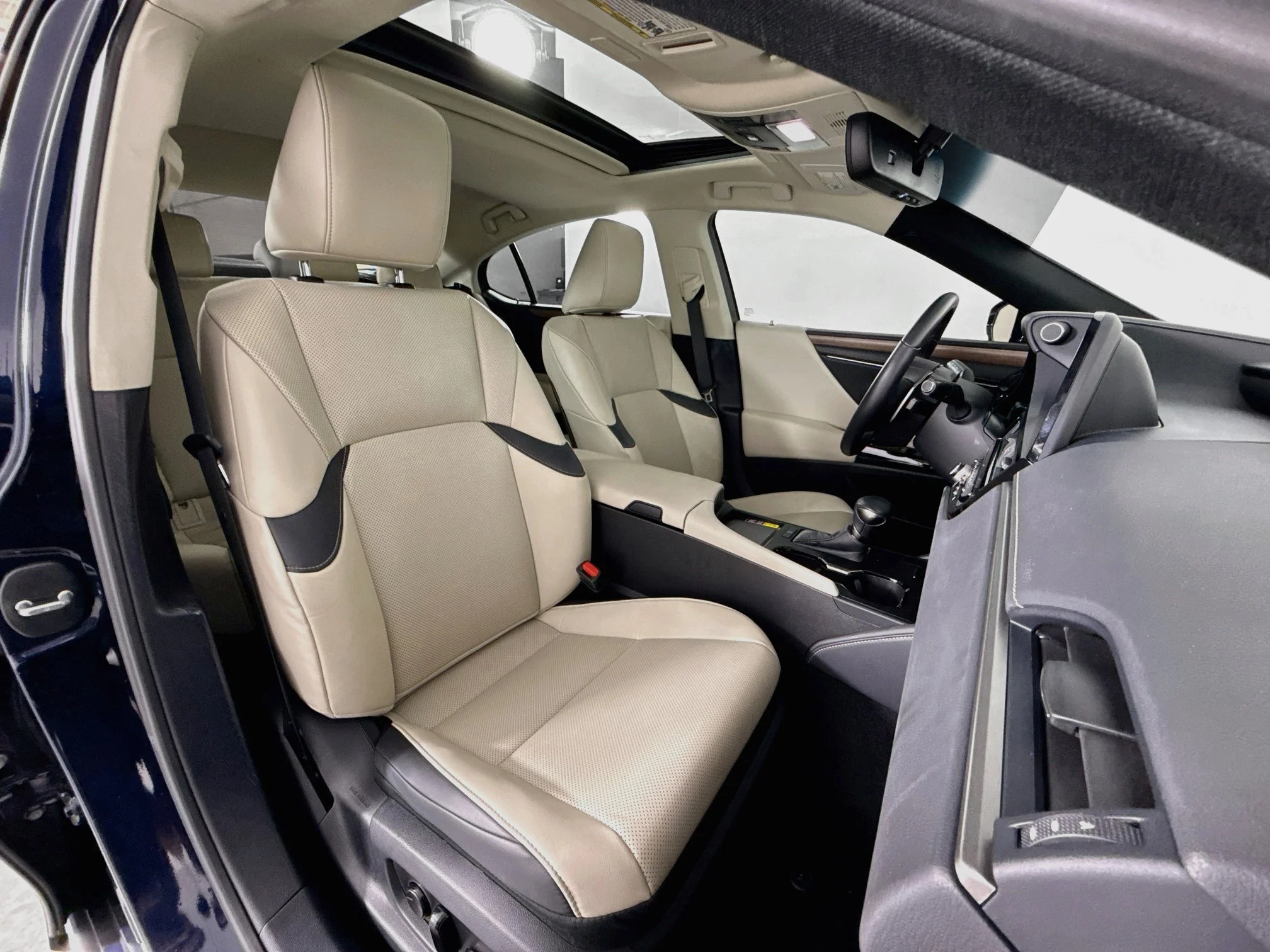 Certified Used 2024 NIGHTFALL MICA Lexus 350 image 26